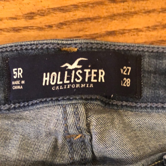 Low-rise skinny jeans from Hollister! - Picture 3 of 5
